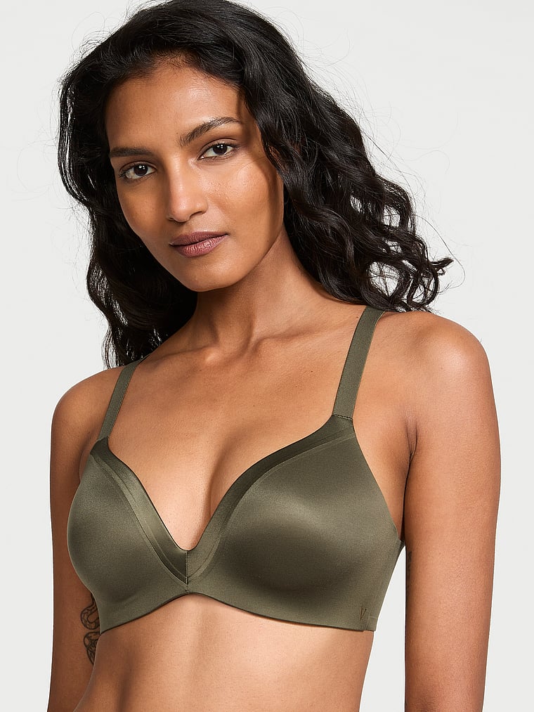 Vithtctoria's Sethtcret Bare Infinity Flex Lightly Lined Wireless Plunge Bra Smooth